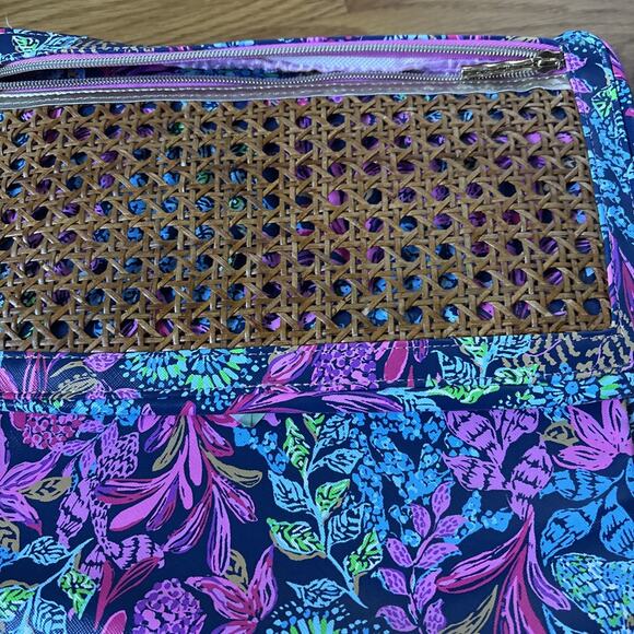 NWT LILLY PULITZER LAPTOP CASE, LEATHERETTE W/POCKET COMPUTERS CALYPSO COAST 14" - Picture 3 of 10